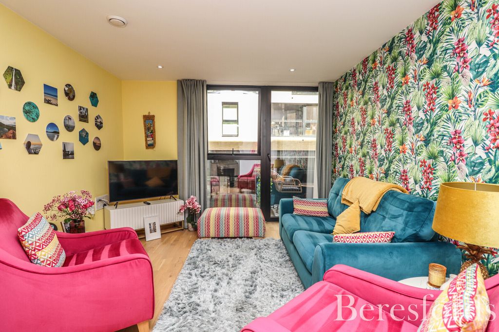 Property photo 2 of 9 Picture No. 02