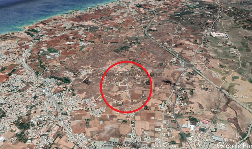 Property photo 1 of 1