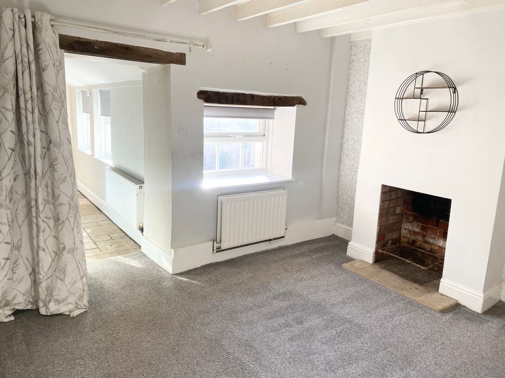 Property photo 3 of 8 Rear Reception