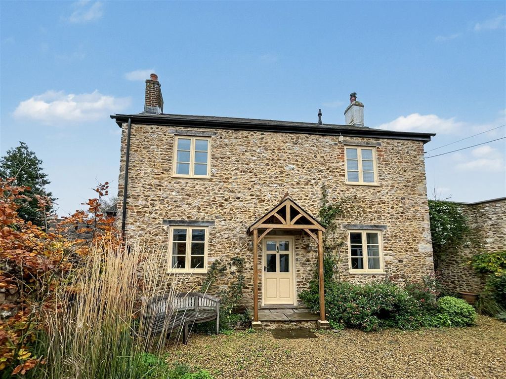 Property photo 1 of 18 The Property