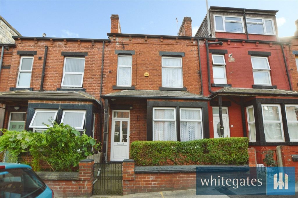 Property photo 1 of 25 Picture No. 11