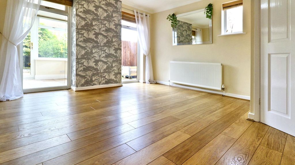 Property photo 3 of 29