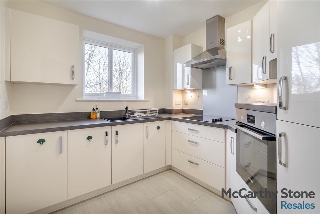 Additional image 6 of 1 bed flat for saleBurlington Gardens, Leyland PR25