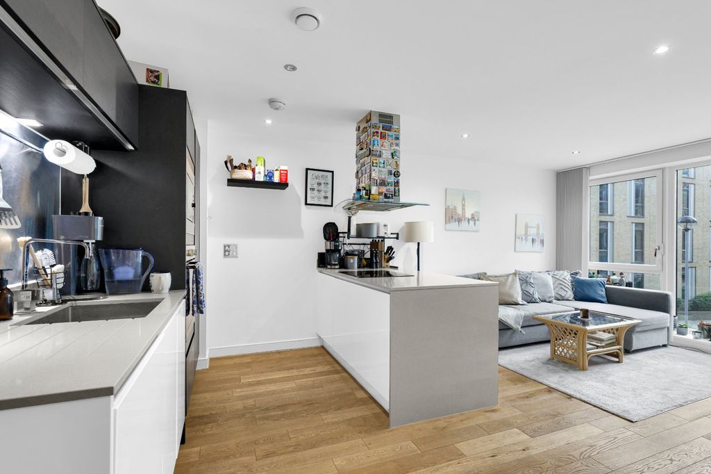 Property photo 3 of 22