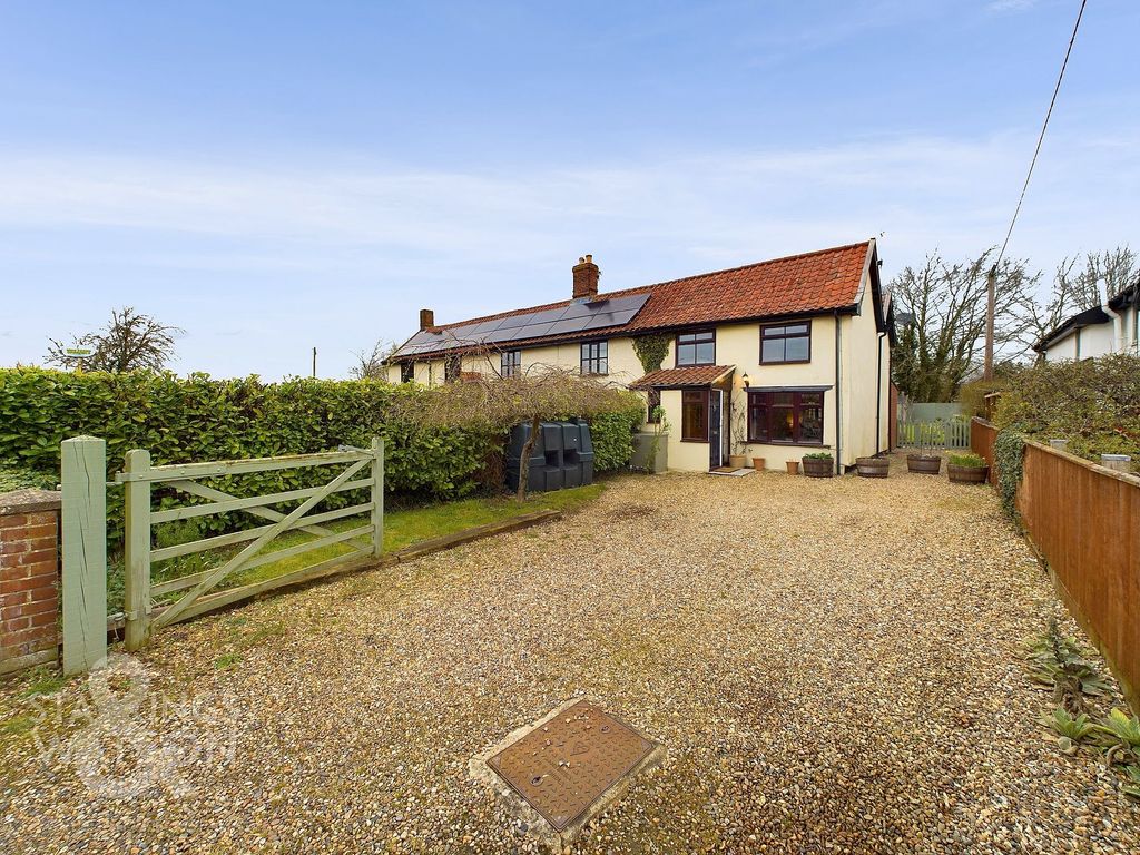 Property photo 3 of 34