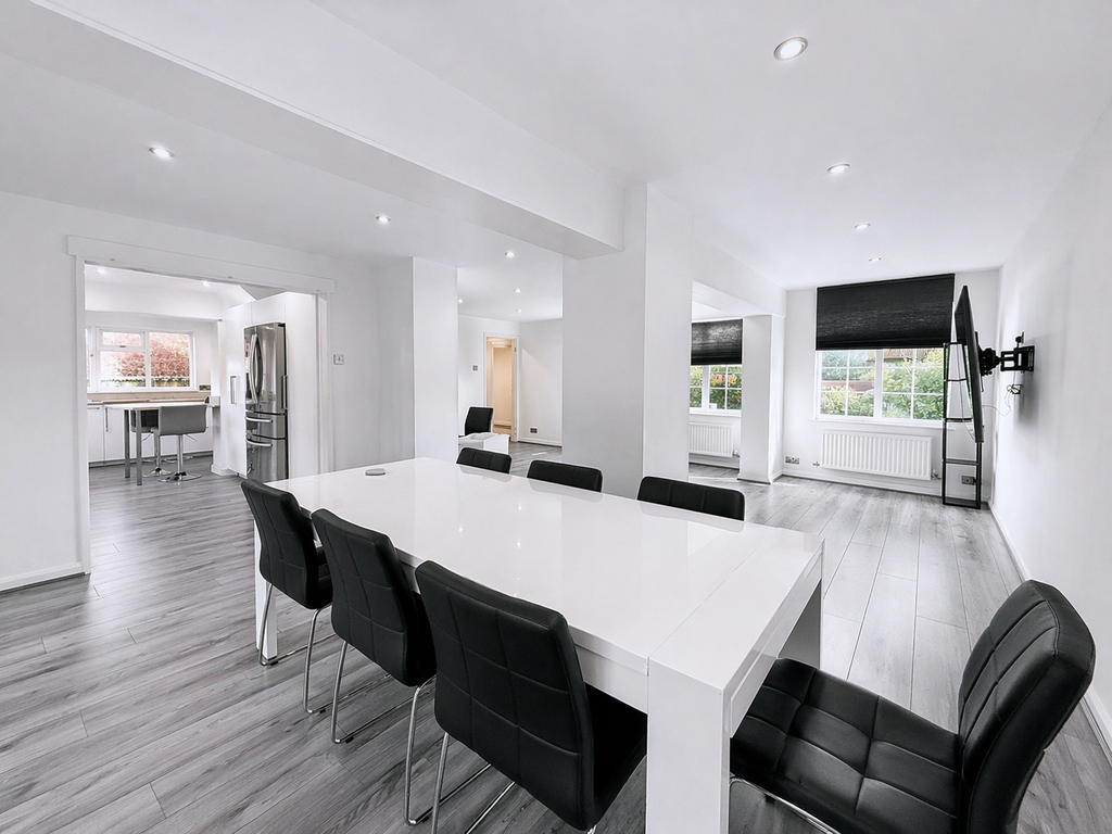 Property photo 2 of 12 Kitchen/Diner