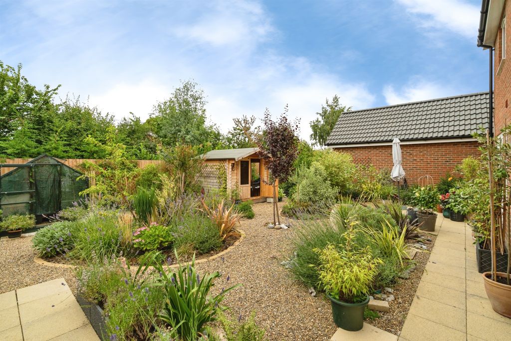 Property photo 2 of 18