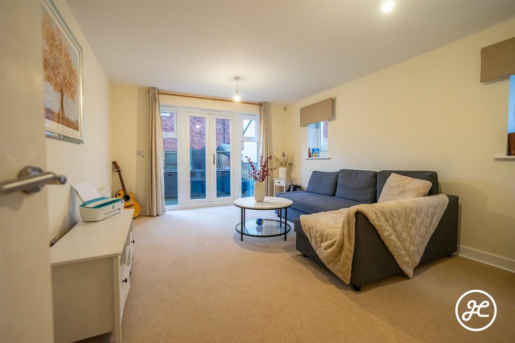 Property photo 3 of 21 Dsc00013.Jpg