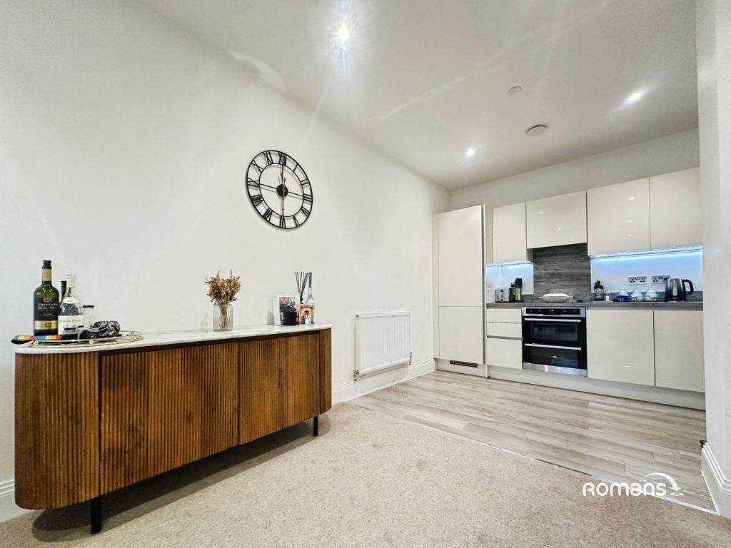 Property photo 2 of 10 Picture No. 01