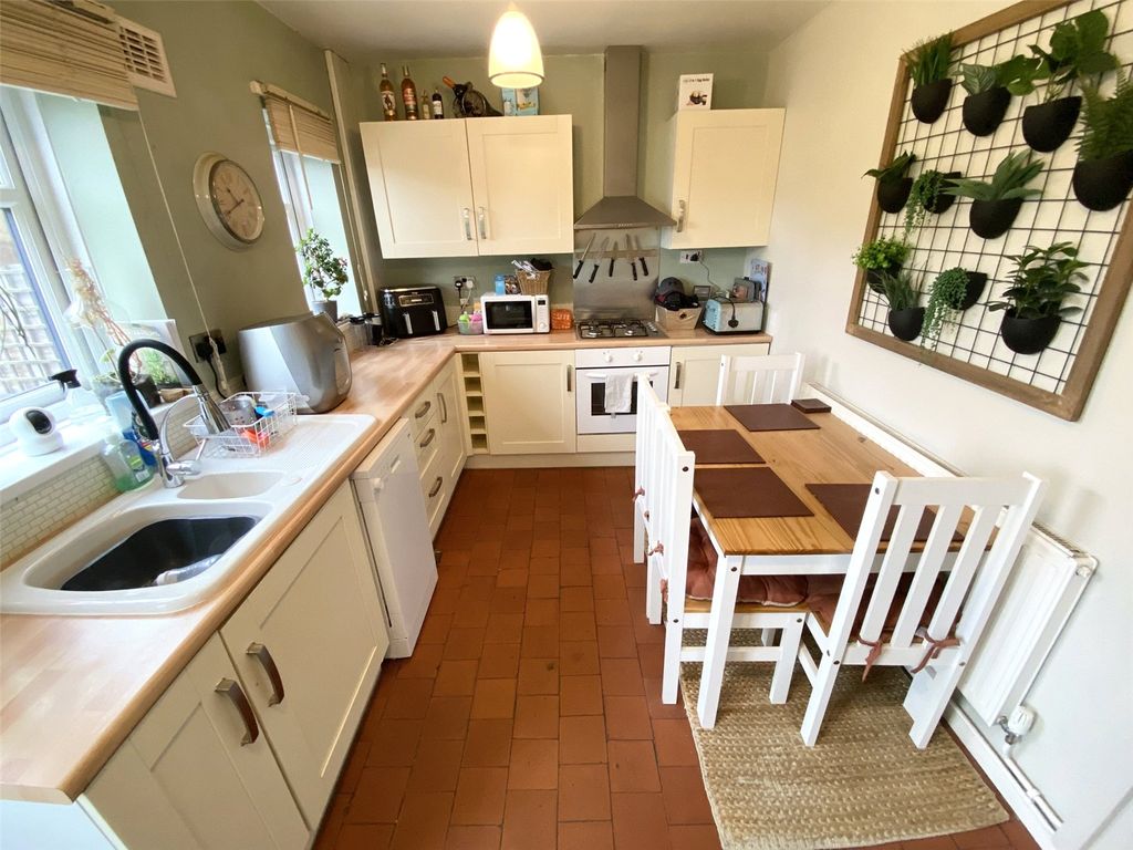Property photo 2 of 16 Picture No. 02