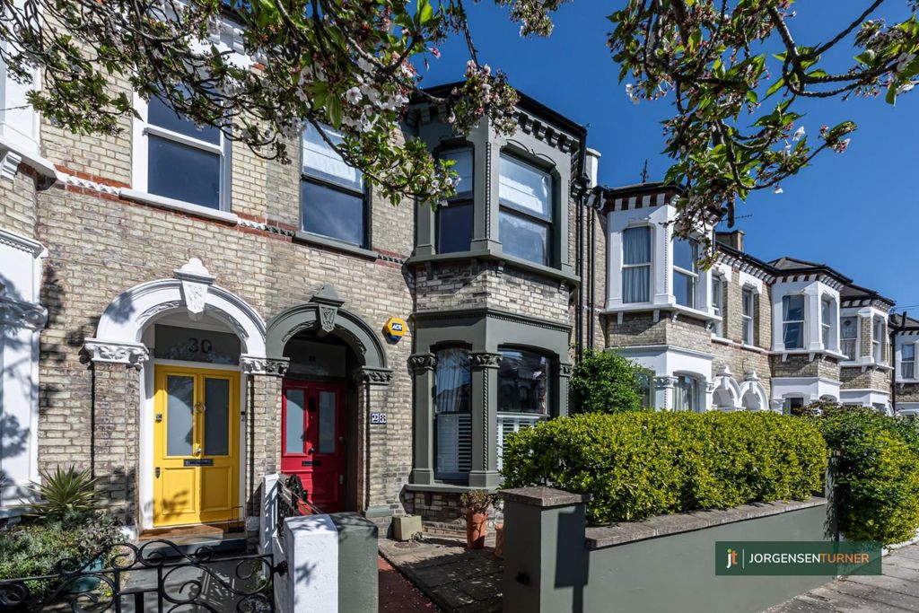 Property photo 1 of 13