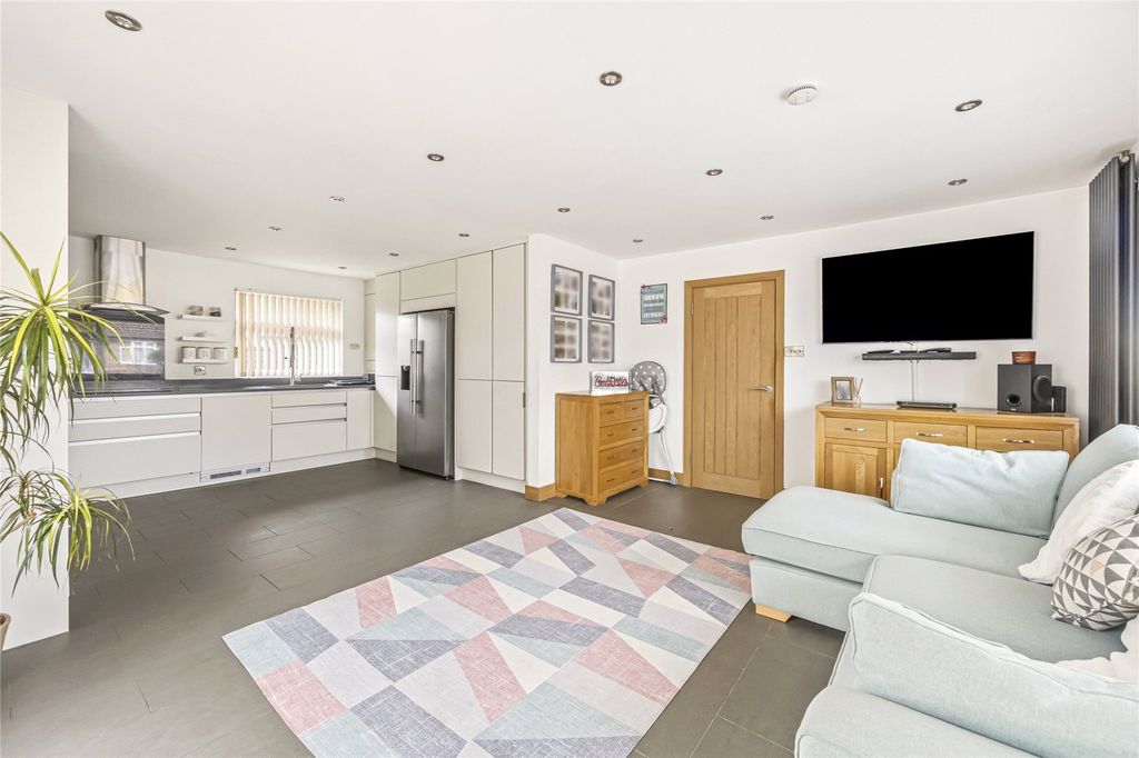 Property photo 3 of 20 Picture No. 26