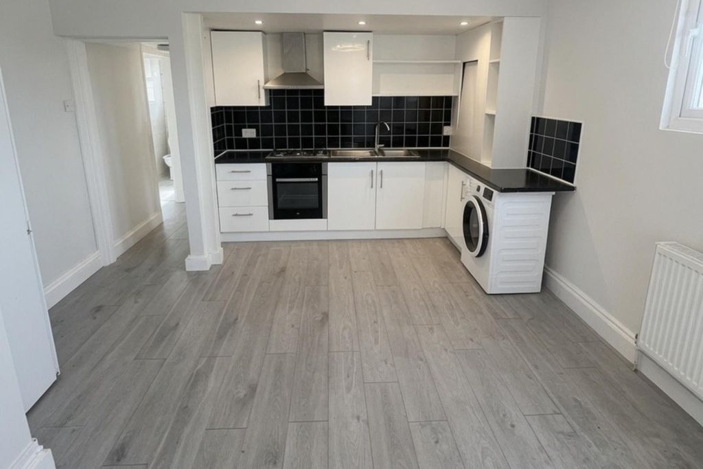Property photo 1 of 11 4.Png