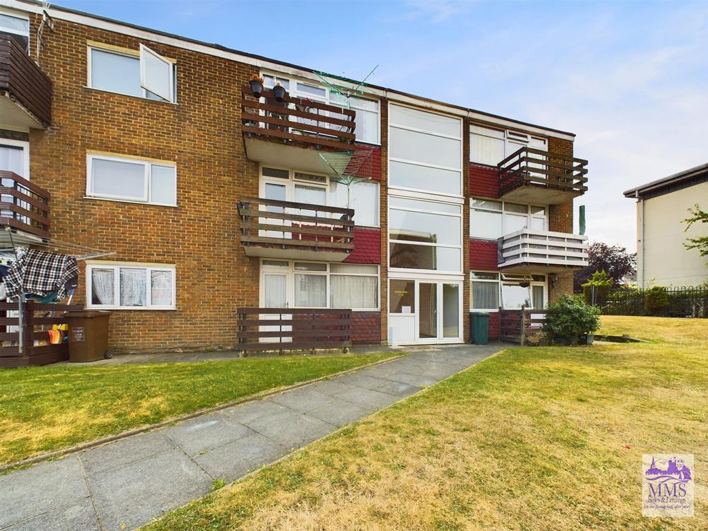 Property photo 1 of 9 Cam02633G0-Pr0174-Still010.Jpg