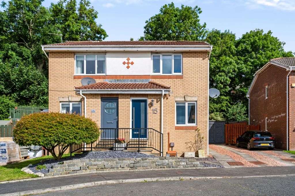 Property photo 1 of 28