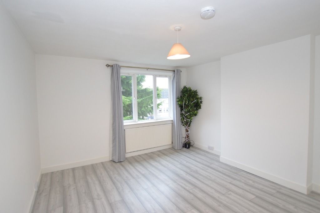 Property photo 2 of 9 Photo 2