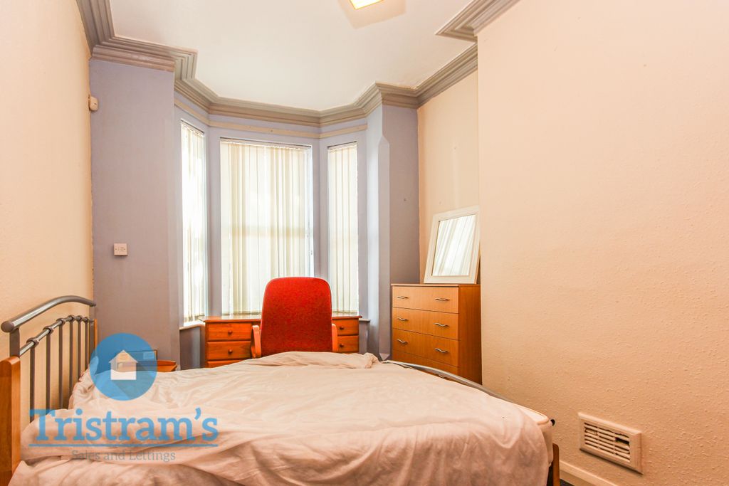 Property photo 3 of 12 Img_3059