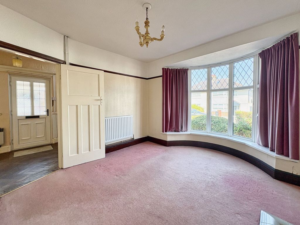Property photo 3 of 19