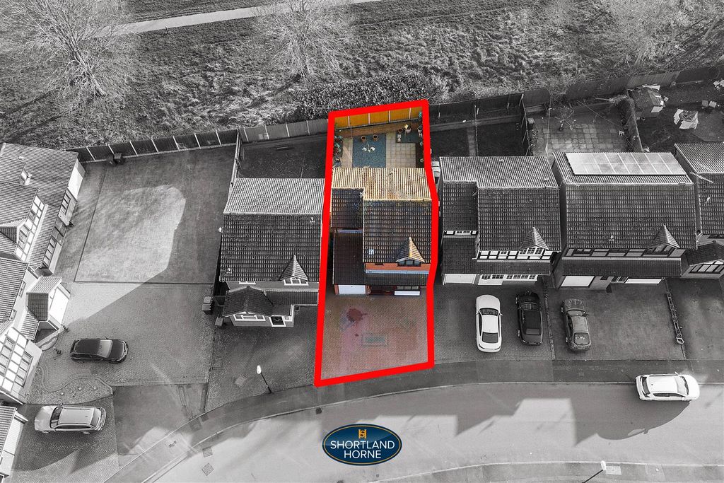 Property photo 2 of 33 Boundary