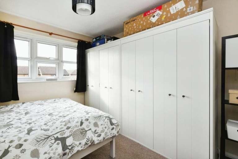 Property photo 2 of 5