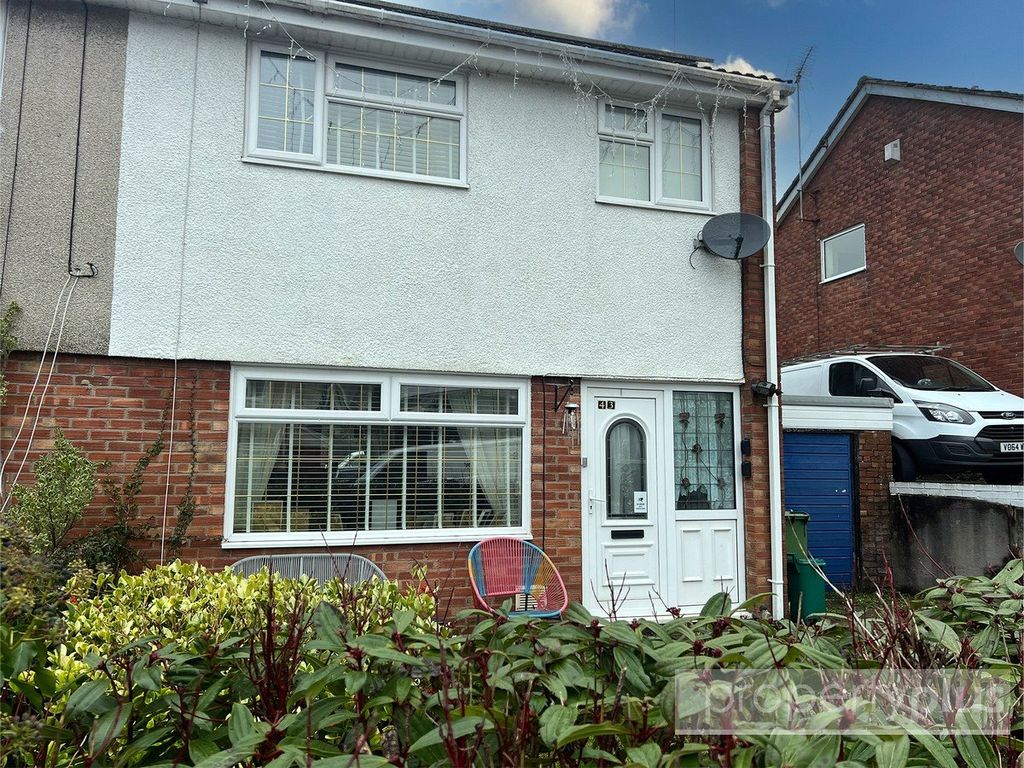 Property photo 1 of 12 Picture No. 14