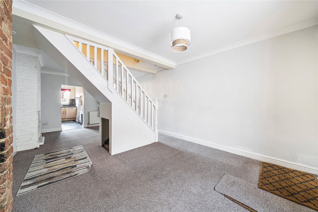 Property photo 2 of 20 Picture No. 12