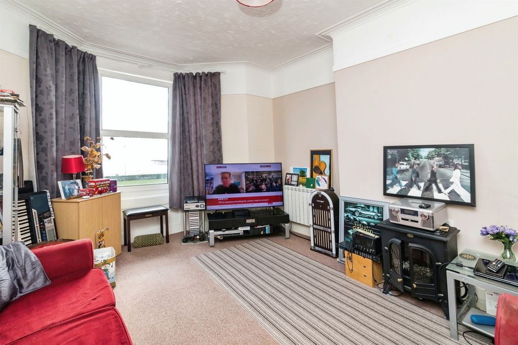 Additional image 8 of 5 bed flat for saleWellington Esplanade, Lowestoft NR33