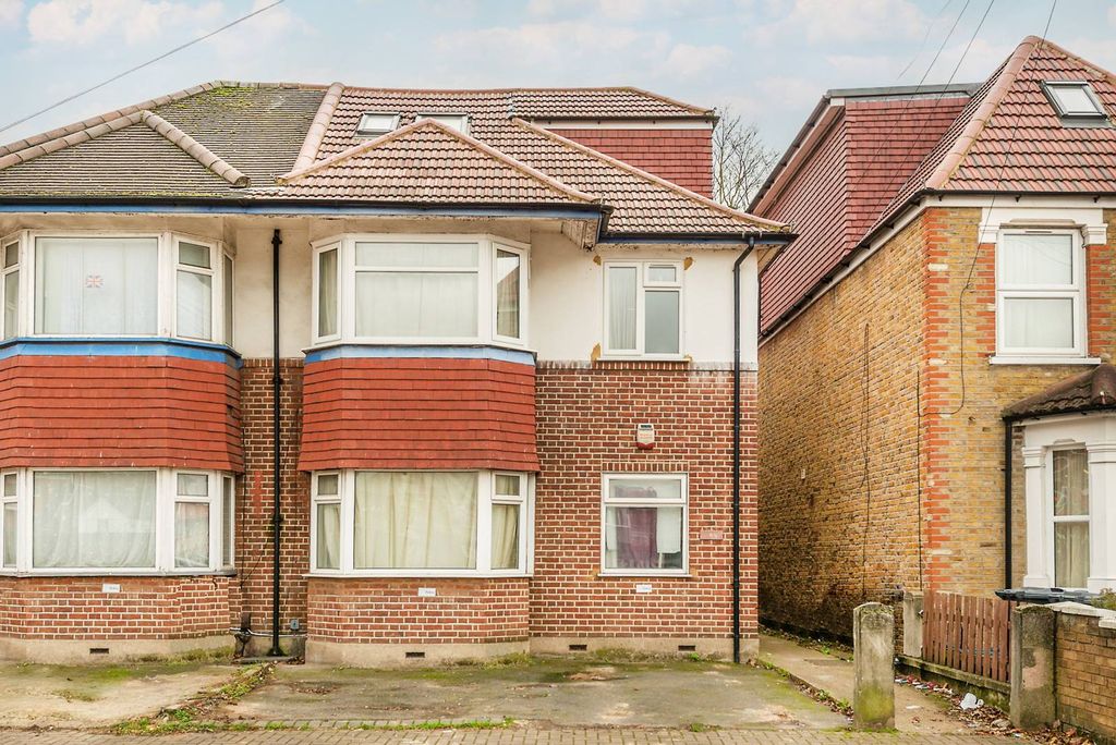 Property photo 1 of 1