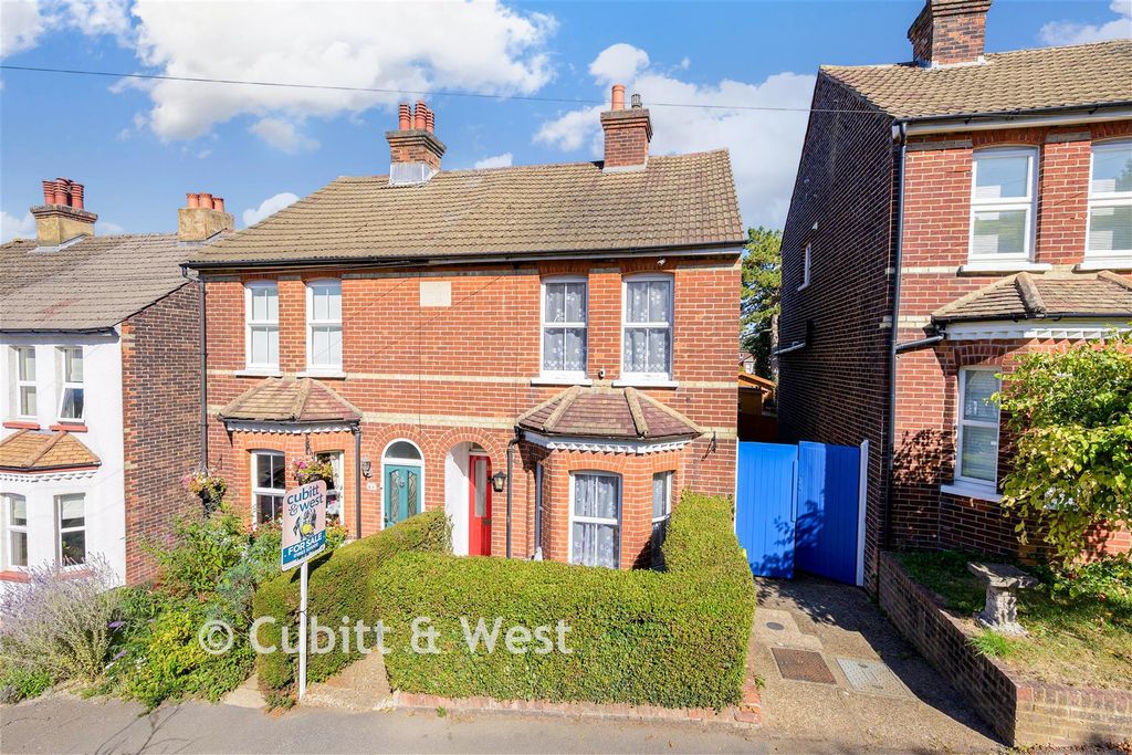 Property photo 1 of 19 External (Brochure)