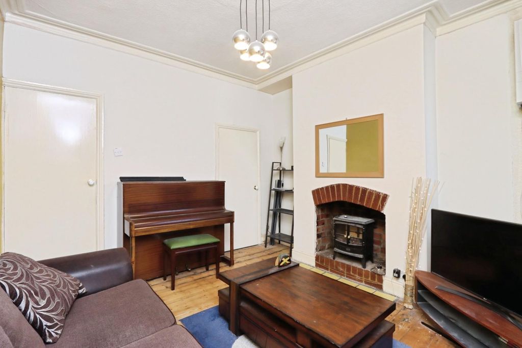 Property photo 3 of 26 Reception Room