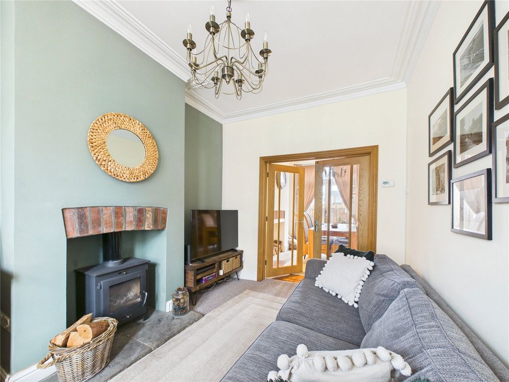 Property photo 3 of 18 Picture No. 06