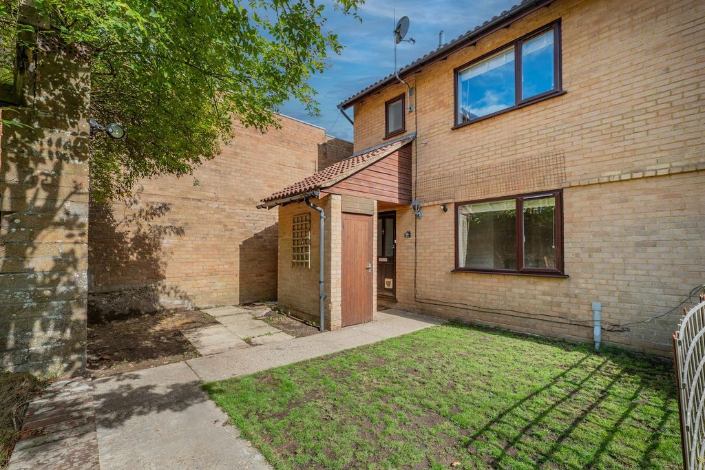 Property photo 1 of 11