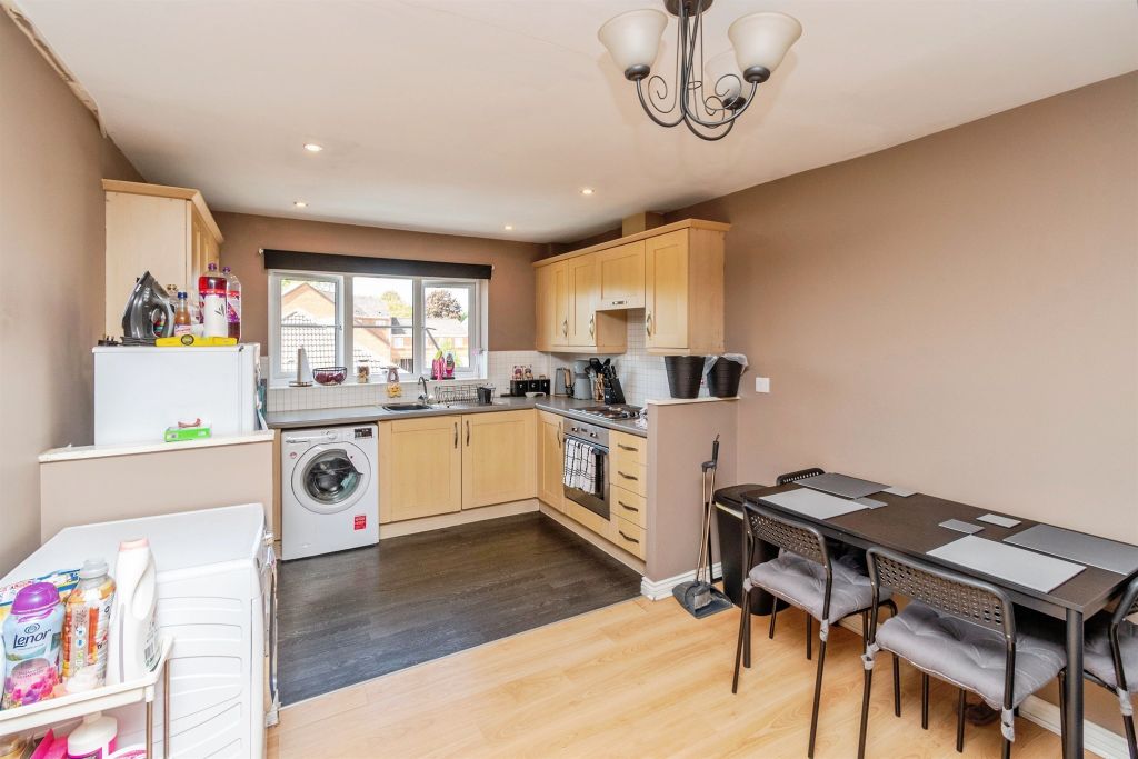 Property photo 2 of 18