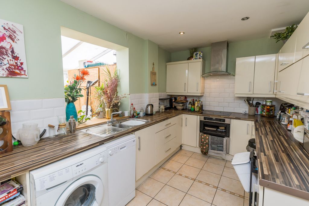 Property photo 3 of 13 Img_0156