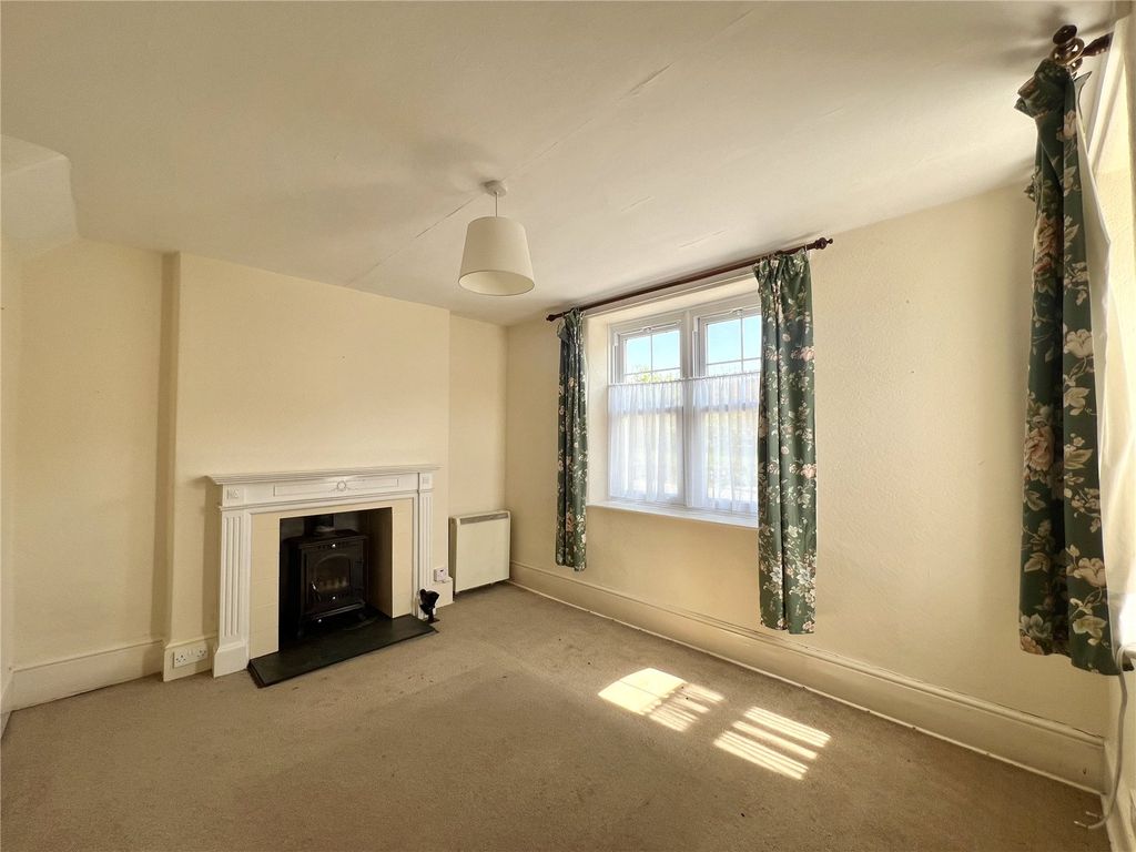 Property photo 2 of 15 Picture No. 03