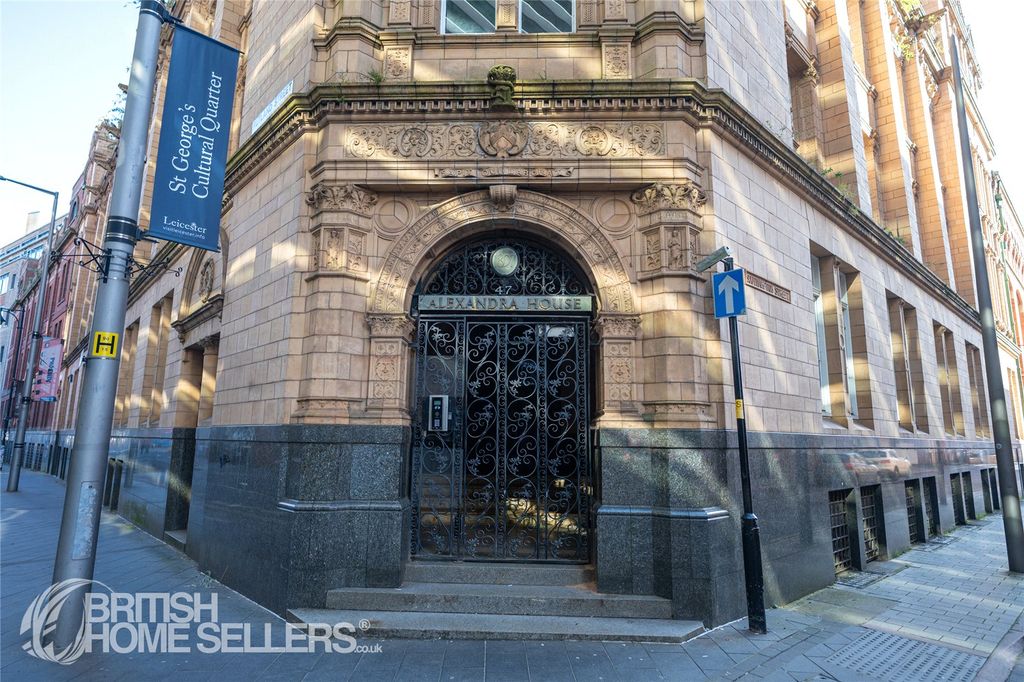 Property photo 2 of 10 Picture No. 03