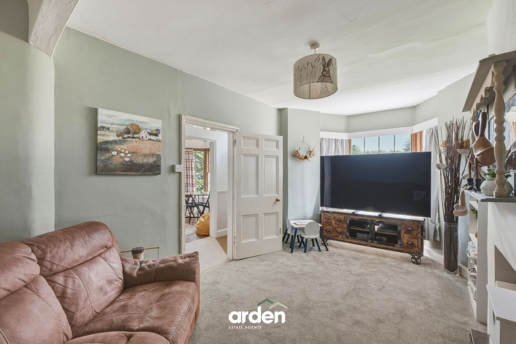 Property photo 2 of 14