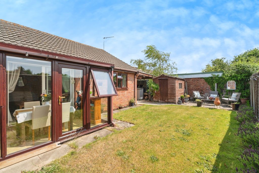 Property photo 3 of 17