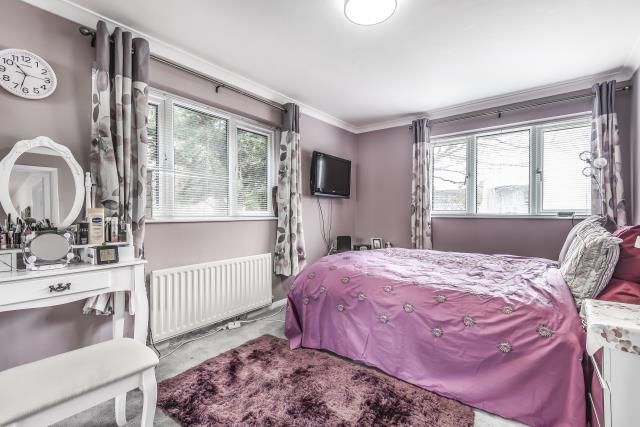 Property photo 1 of 9 Master