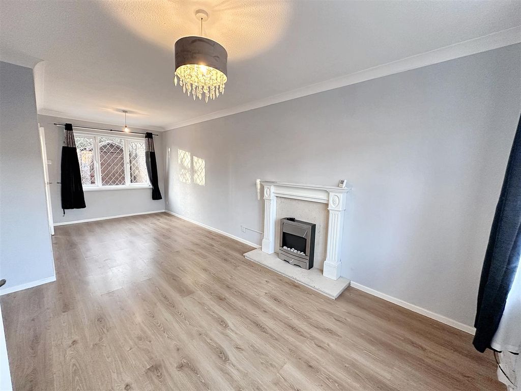 Property photo 2 of 11 Img_4304.Jpg