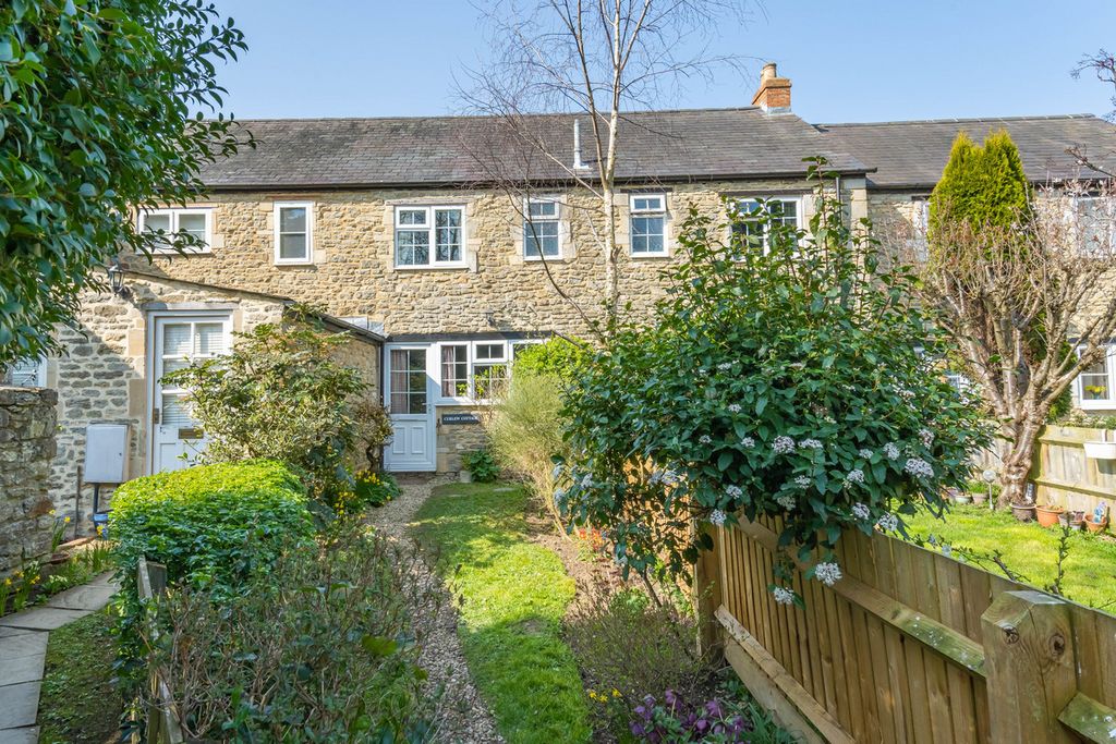 Property photo 1 of 27