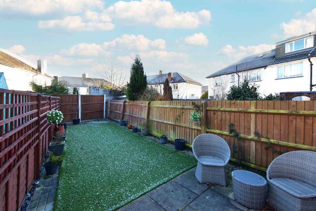 Property photo 2 of 12 Dsc_0756