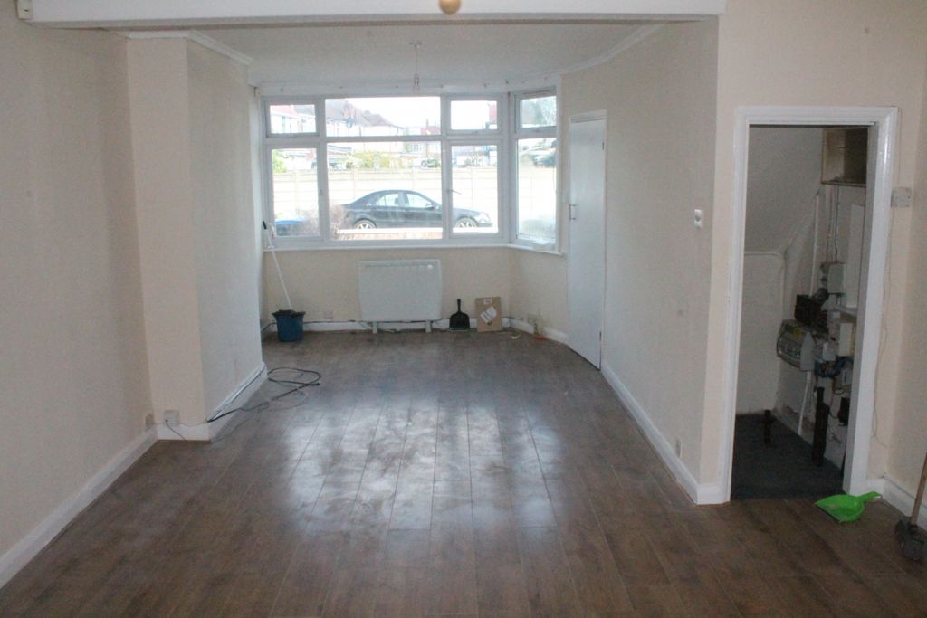 Property photo 2 of 9 Gallery