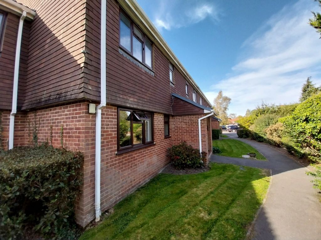 Property photo 1 of 8