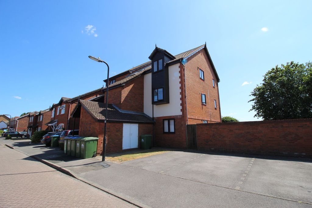 Property photo 1 of 14