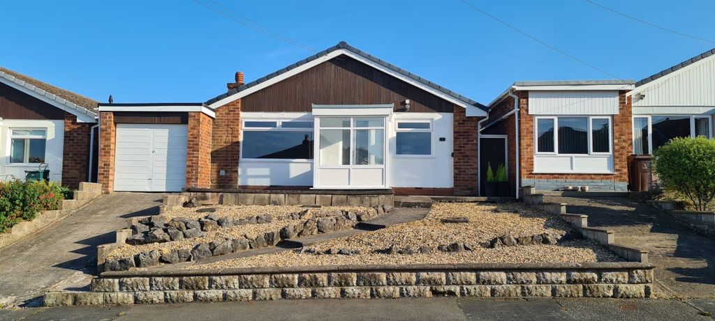Property photo 2 of 7 6058d6A1-Adbc-4B71-9B65-A0705d982Bee