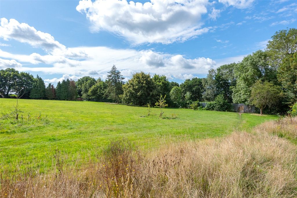 Property photo 2 of 15 Picture No. 19