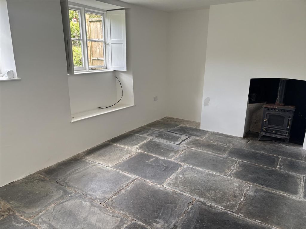 Property photo 2 of 12 Img_9462.Jpg