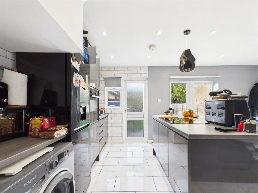 Property photo 3 of 12 Kiitchen/Living Room