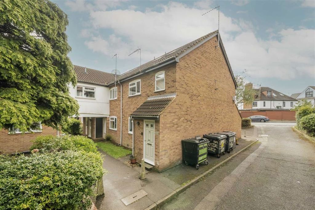 Property photo 1 of 6